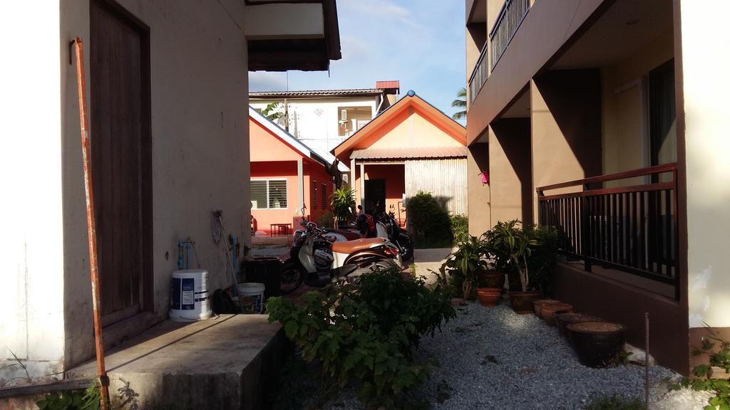 Dee Dee Mansion Airport Appartement Nai Yang Beach Buitenkant foto